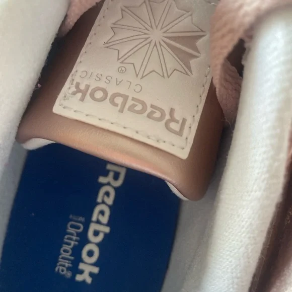 Reebok Classic Harman CL Run Rose Gold Metallic Sneakers Ortholite Comfort 10 - Picture 2 of 6